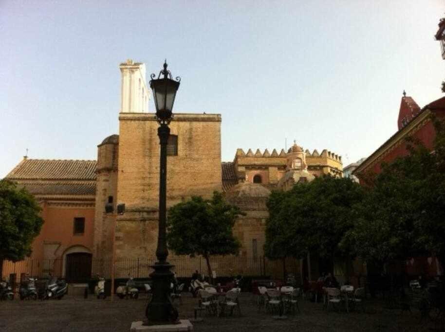 Enjoy Life Sevilla Sevilha Exterior foto